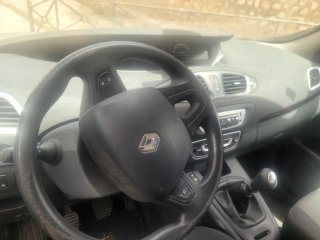 Renault Scenic 2012