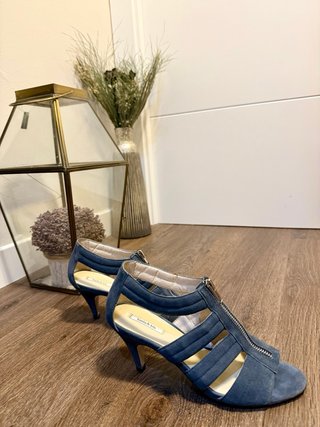 Sandalias Bimba y Lola Piel T38 Azul