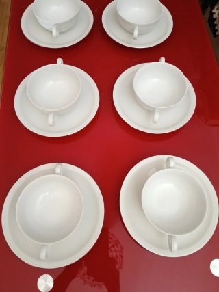 Juego de consomé de porcelana