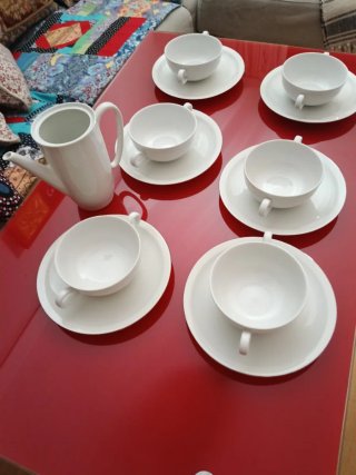 Juego de consomé de porcelana