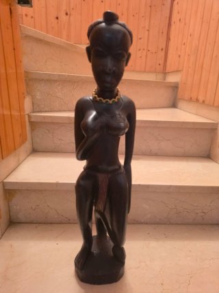 Pareja de figuras africana de madera echas a mano