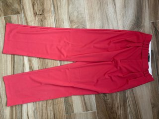 Pantalones traje Zara rojos