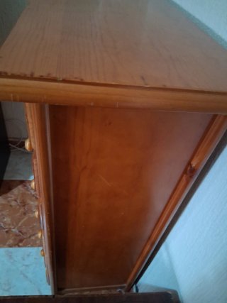 Cómoda de madera con 6 cajones
