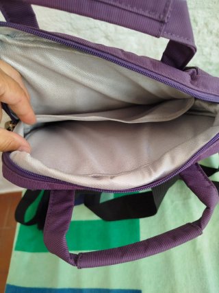 Mochila bandolera Gladiator morada