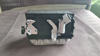 Motor V6 Volkswagen R32 escala 1/5