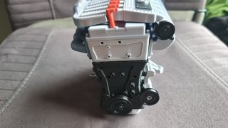 Motor V6 Volkswagen R32 escala 1/5