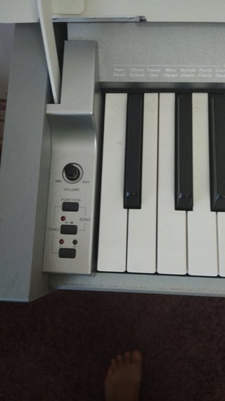 Piano Electrónico Blanco con Banqueta