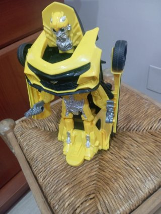 Camión Robot Juguete