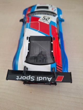 Scalextric Audi R8 LMS GT3