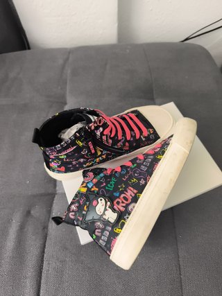Zapatillas Zara Kuromi Talla 36