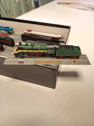 Set treni in miniatura.