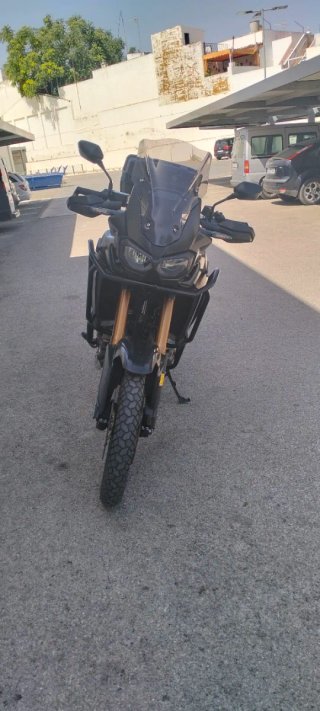 Honda CRF1000L Africa Twin Negra