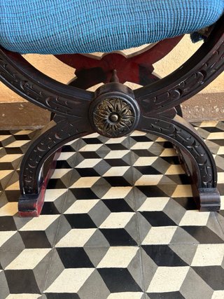 Sillón Jamuga Madera Tallada