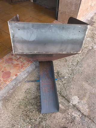 Tolva per caldaia a biomassa