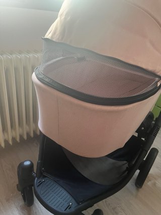 Carro Bebé Kunert Mata + Mecedora 4moms