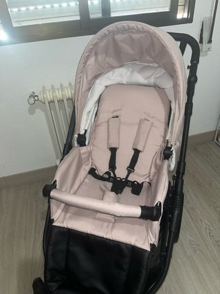 Carro Bebé Kunert Mata + Mecedora 4moms