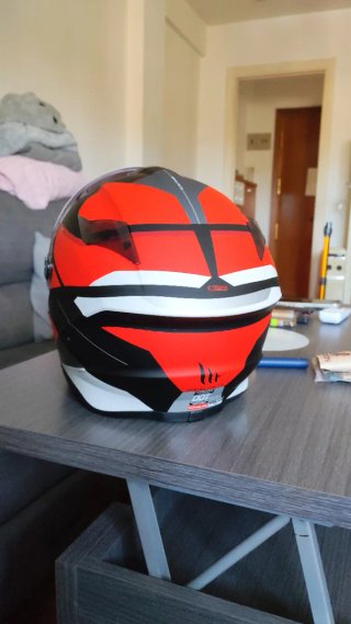 Casco de moto MT Helmets