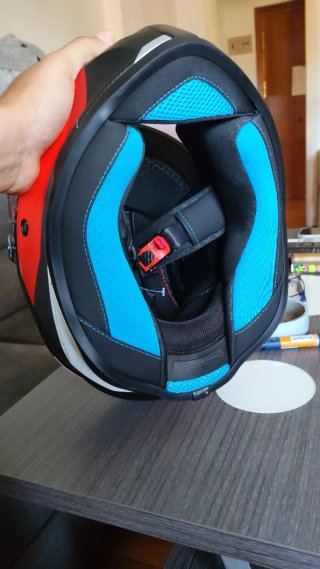 Casco de moto MT Helmets