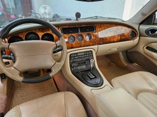Jaguar XK8