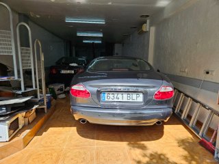 Jaguar XK8