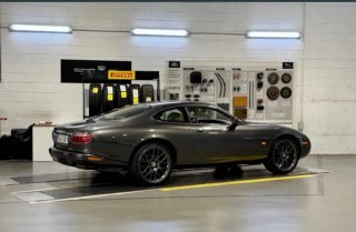 Jaguar XK8