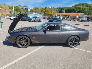 Jaguar XK8