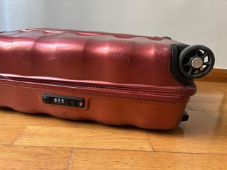 Maleta cabina rígida Samsonite Firelite Roja