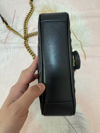 Bolso Gucci Negro Matelassé GG Marmont