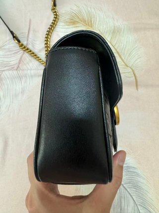 Bolso Gucci Negro Matelassé GG Marmont