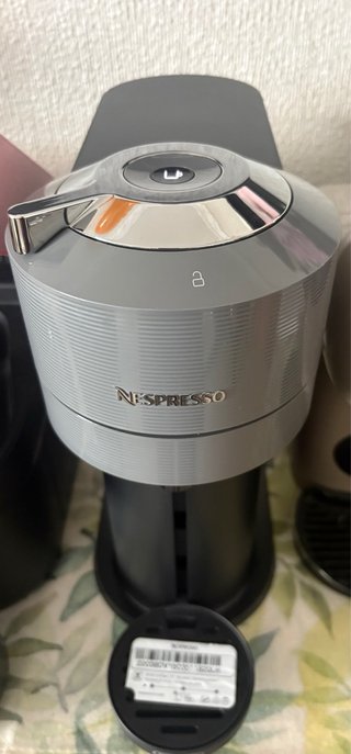 Cafetera Nespresso Vertuo Next