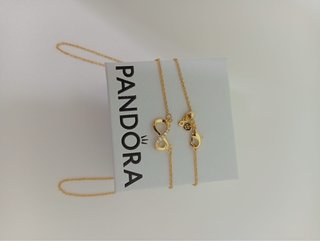 Collar Infinito Pandora Brillantes dorado
