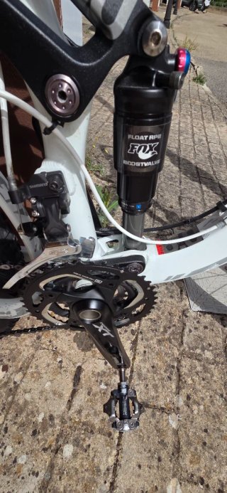 Bicicleta de Montaña Giant Reign 2 (2011)