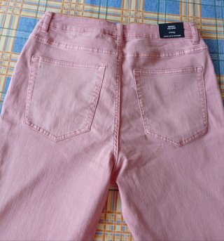 Pantalón pitillo H&M cintura alta T.46