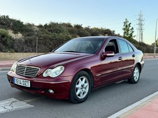 Mercedes-Benz Clase C 2004