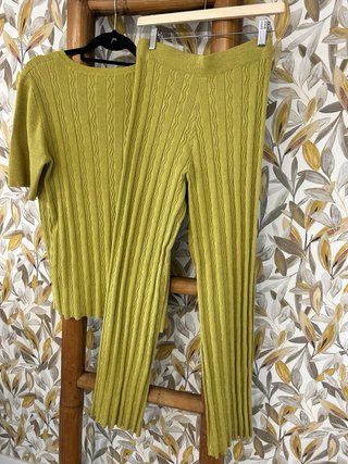 Conjunto WNT Collection verde/amarillo