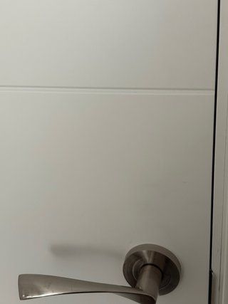 Puerta Blanca Moderna