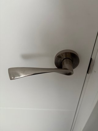 Puerta Blanca Moderna