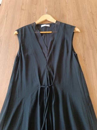 Vestido negro Mango largo sin mangas