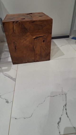 Cubo madera mesita o asiento