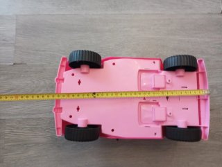 Macchinina rosa per bambole