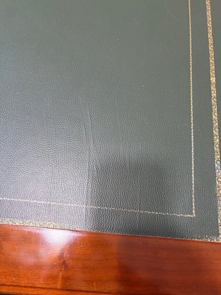 Mesa de estudio profesional madera y cuero