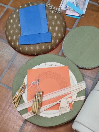 Material para bolillos y encaje de aguja