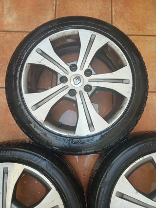 Llantas Renault Megane Sport 17" Originales