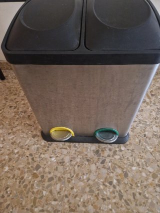Cubo de basura doble para reciclar