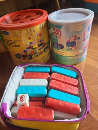 Juegos construcción piezas y torre jenga infantil