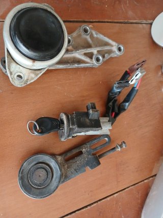 Lote de piezas Citroën Saxo