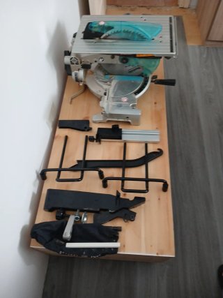 Ingletadora Makita Profesional LH1040F (1650W)