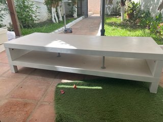 Mesa de salón blanca 150x55x35