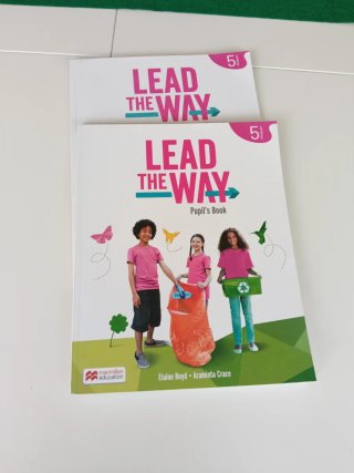 Libros ingles quinto de primaria lead the way