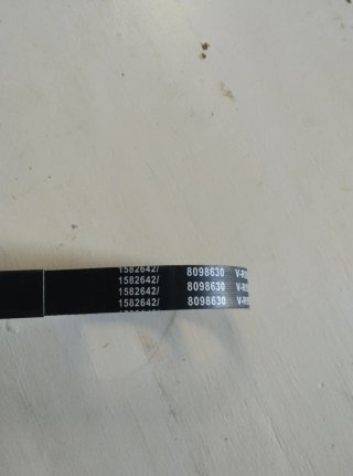 Correa V-Ribbed RIDEX 305P0138